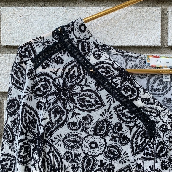 Anthropologie Eri + Ali Hervine Bell Sleeve Black White Blouse Top - Picture 9 of 11